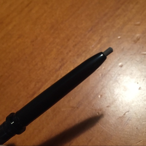 Anastasia Brow Wiz Skinny Brow Pencil Medium Brown - Picture 4 of 13